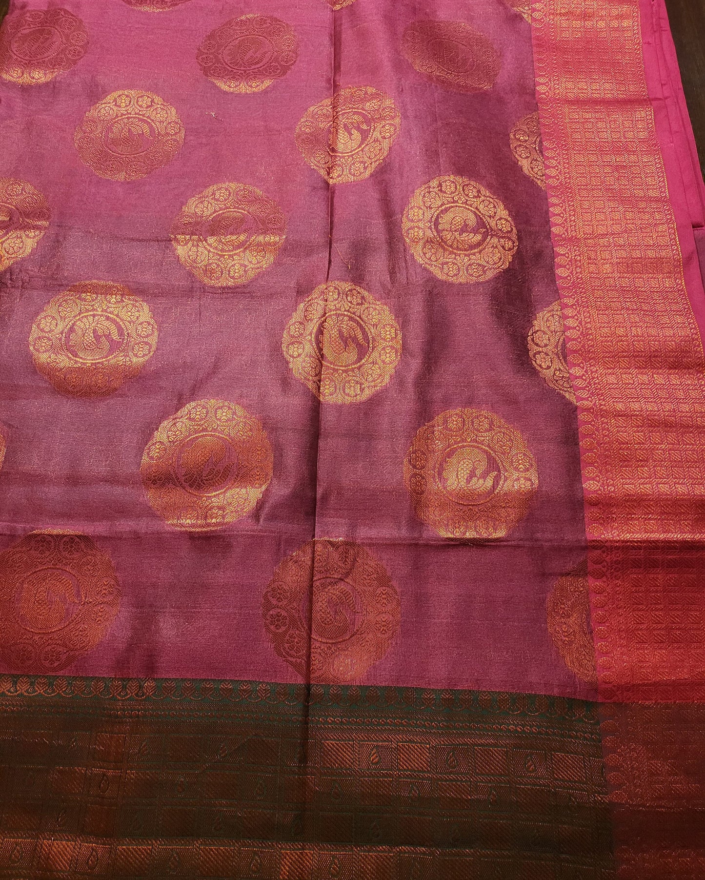 Stunning Magenta Golden Banarasi Silk Saree . Authentic and Handmade Onion Color Sari perfect for functions and festivals. Elegant Saree