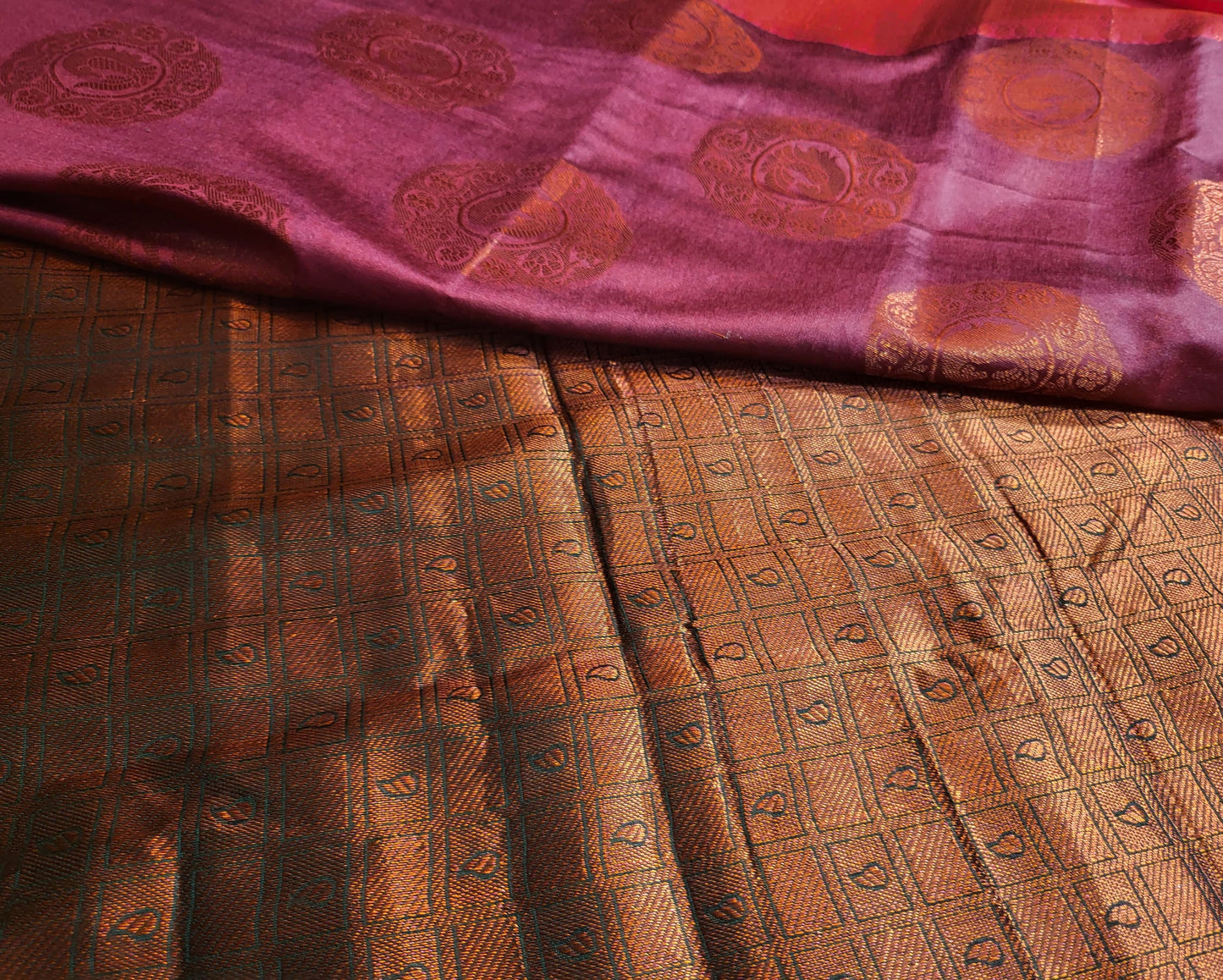 Stunning Magenta Golden Banarasi Silk Saree . Authentic and Handmade Onion Color Sari perfect for functions and festivals. Elegant Saree