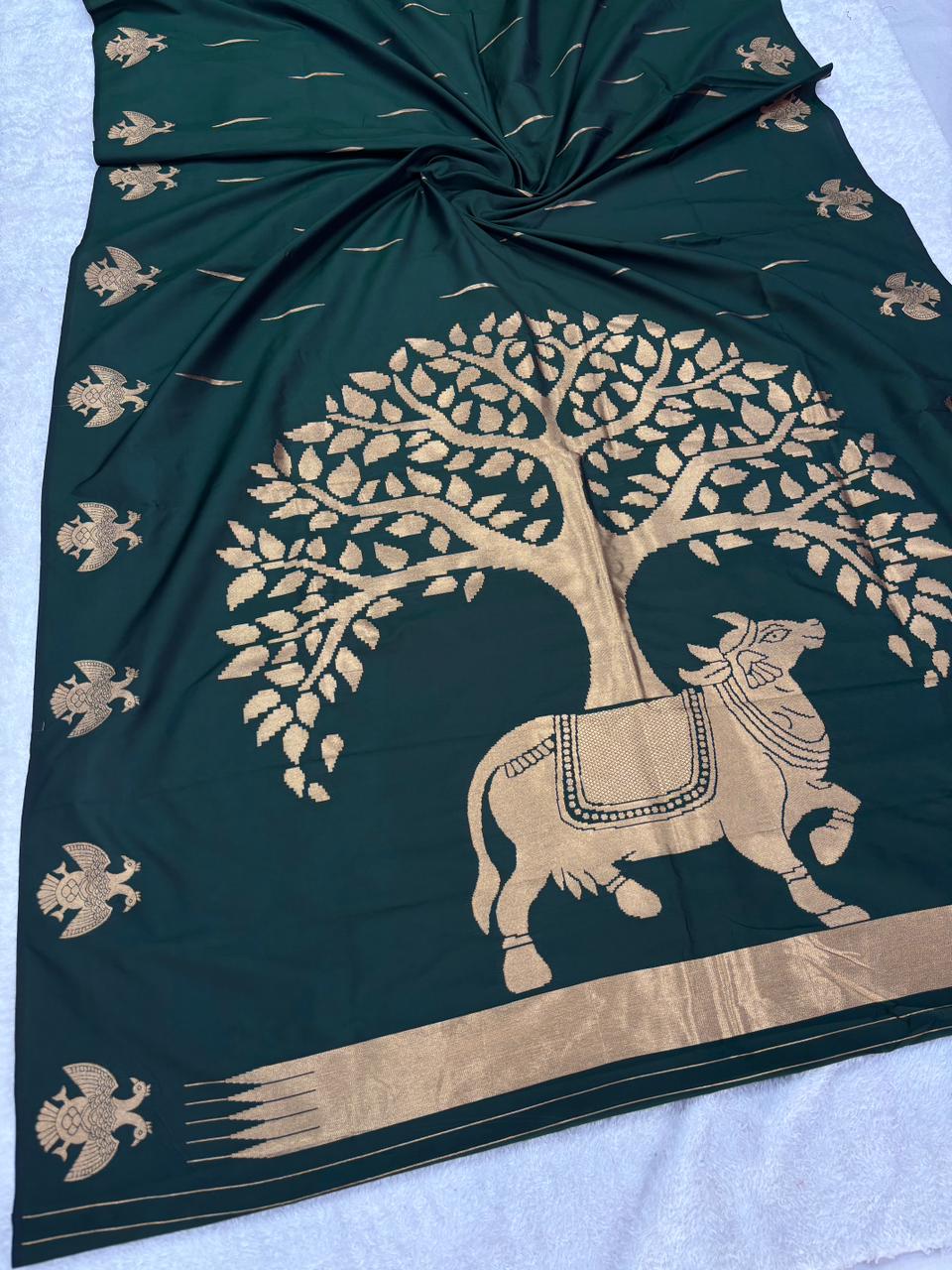 Premium soft banarasi silk saree with pichwai zari weaving work