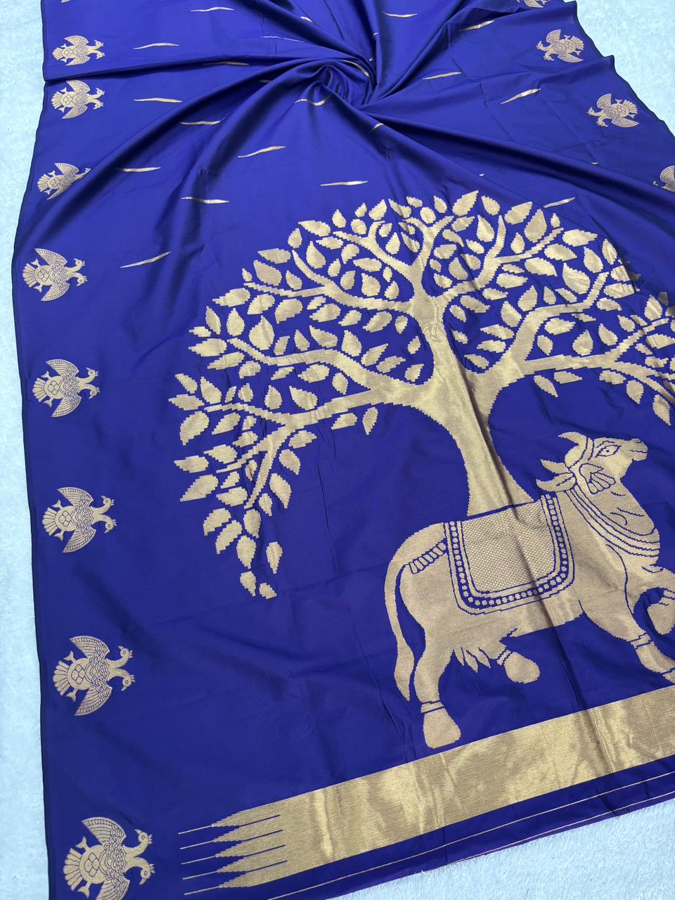 Premium soft banarasi silk saree with pichwai zari weaving work