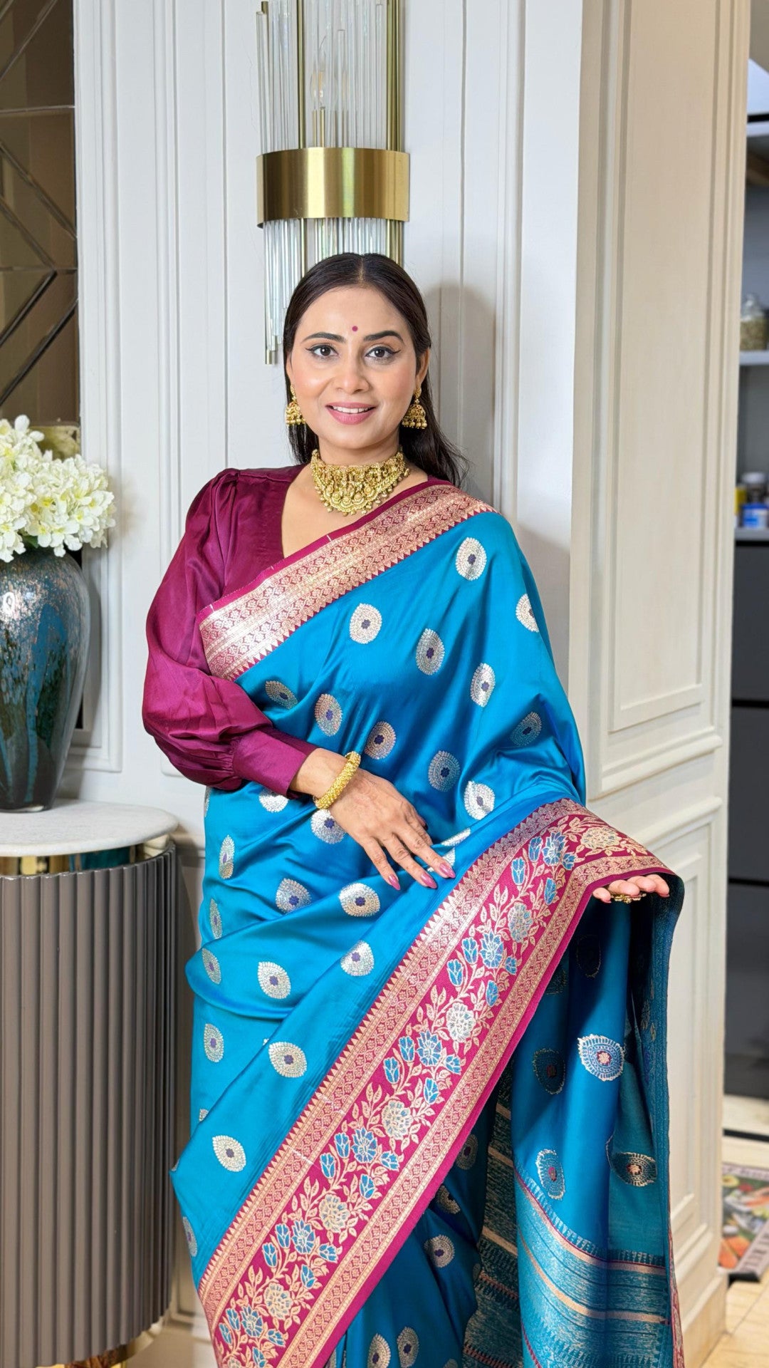 Luxurious banarasi silk saree with zari weaving work