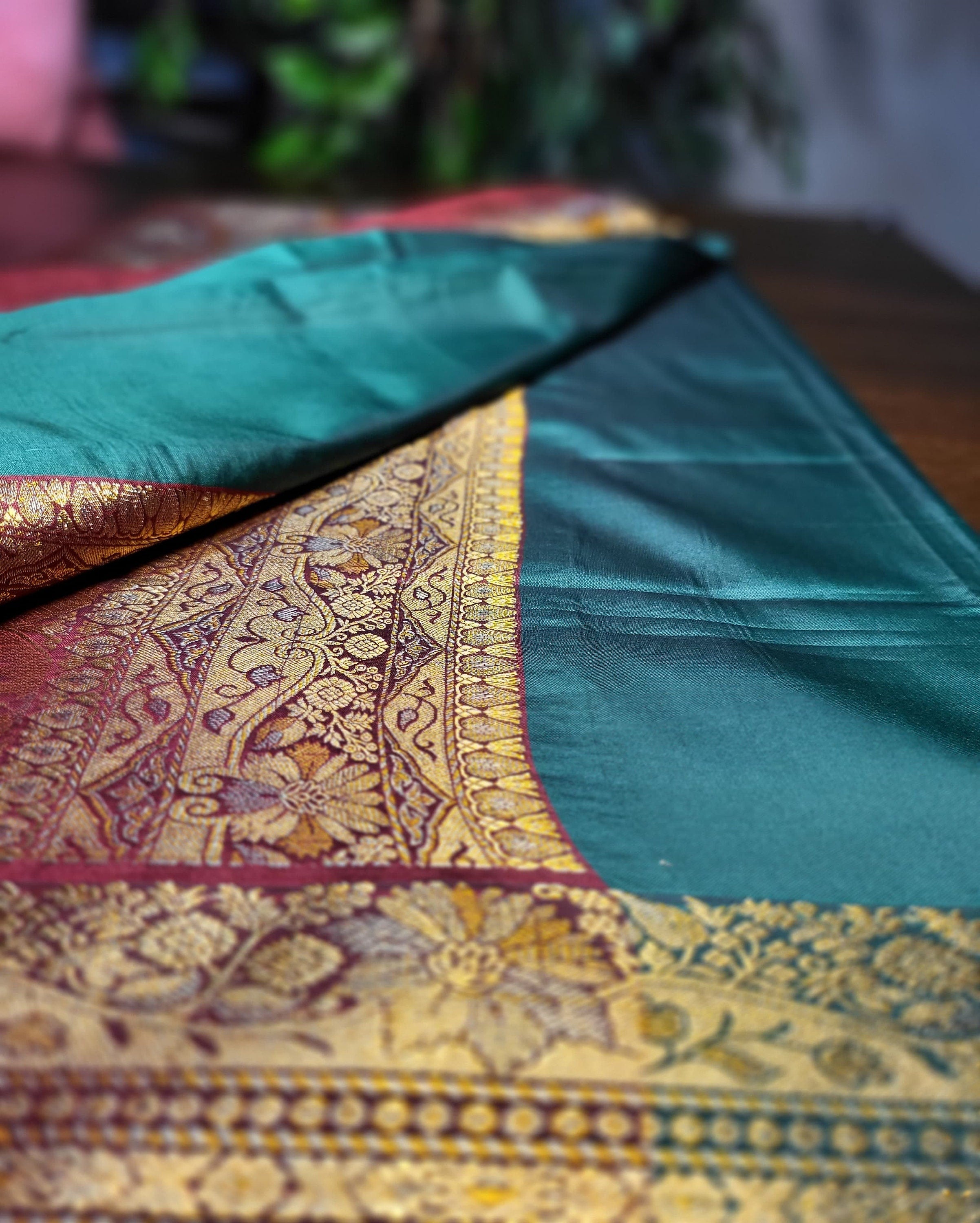 Radiant Elegance: Embrace Timeless Beauty with Our Green and Golden Banarasi Silk Saree
