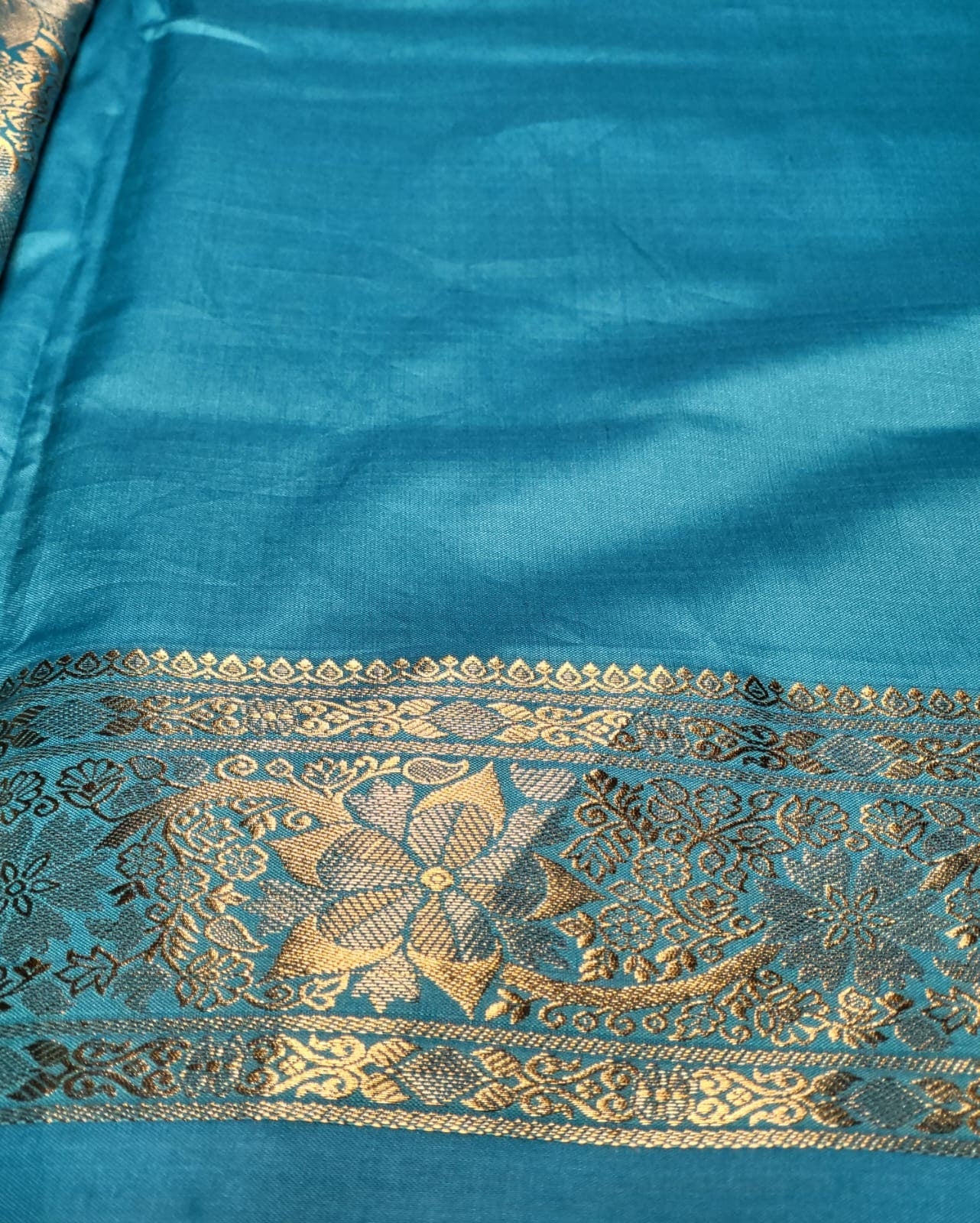 Tranquil Blue Bliss: Banarasi Silk Saree with Golden Zari Elegance