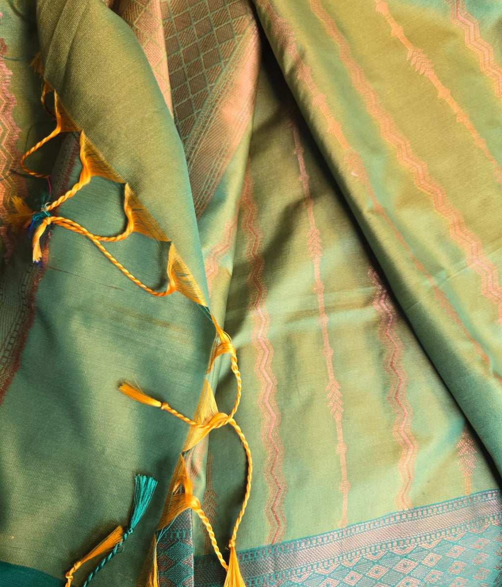 Exquisite green Katan Silk Banarasi Saree Handwoven Elegance. Fall and Pico done