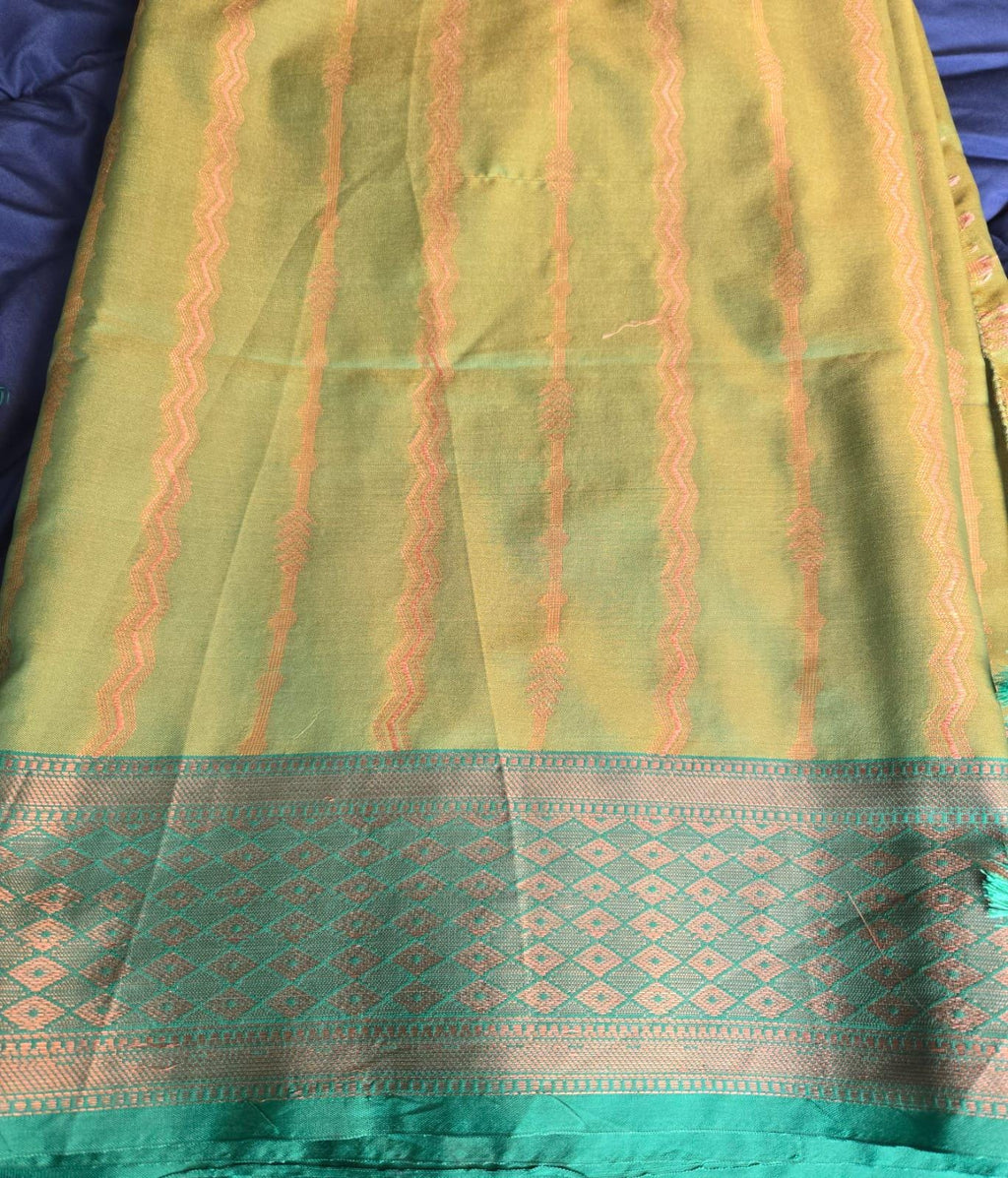 Exquisite green Katan Silk Banarasi Saree Handwoven Elegance. Fall and Pico done