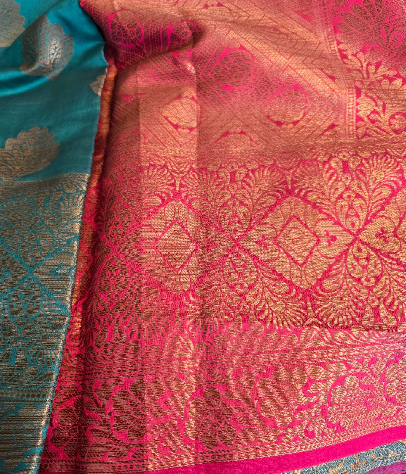 Exquisite Green and pink Banarasi Saree Handwoven Elegance. Fall and Pico done