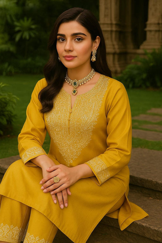 Dazzling Yellow cordset