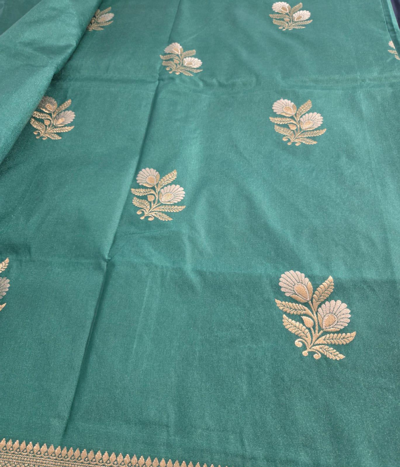 Exquisite green Silk Banarasi Saree Handwoven Elegance. Fall and Pico done