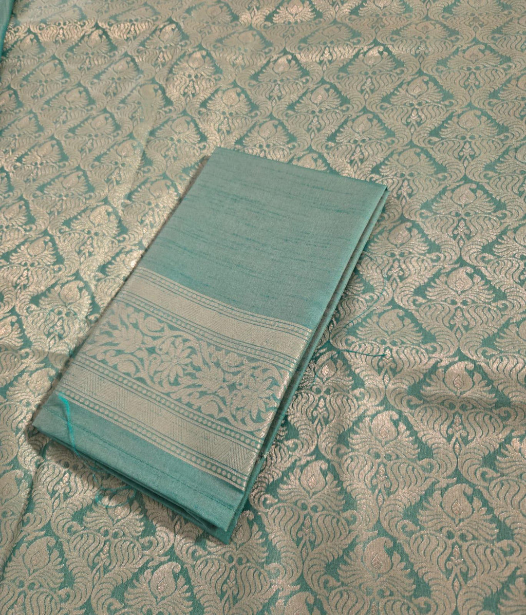 Exquisite green Silk Banarasi Saree Handwoven Elegance. Fall and Pico done