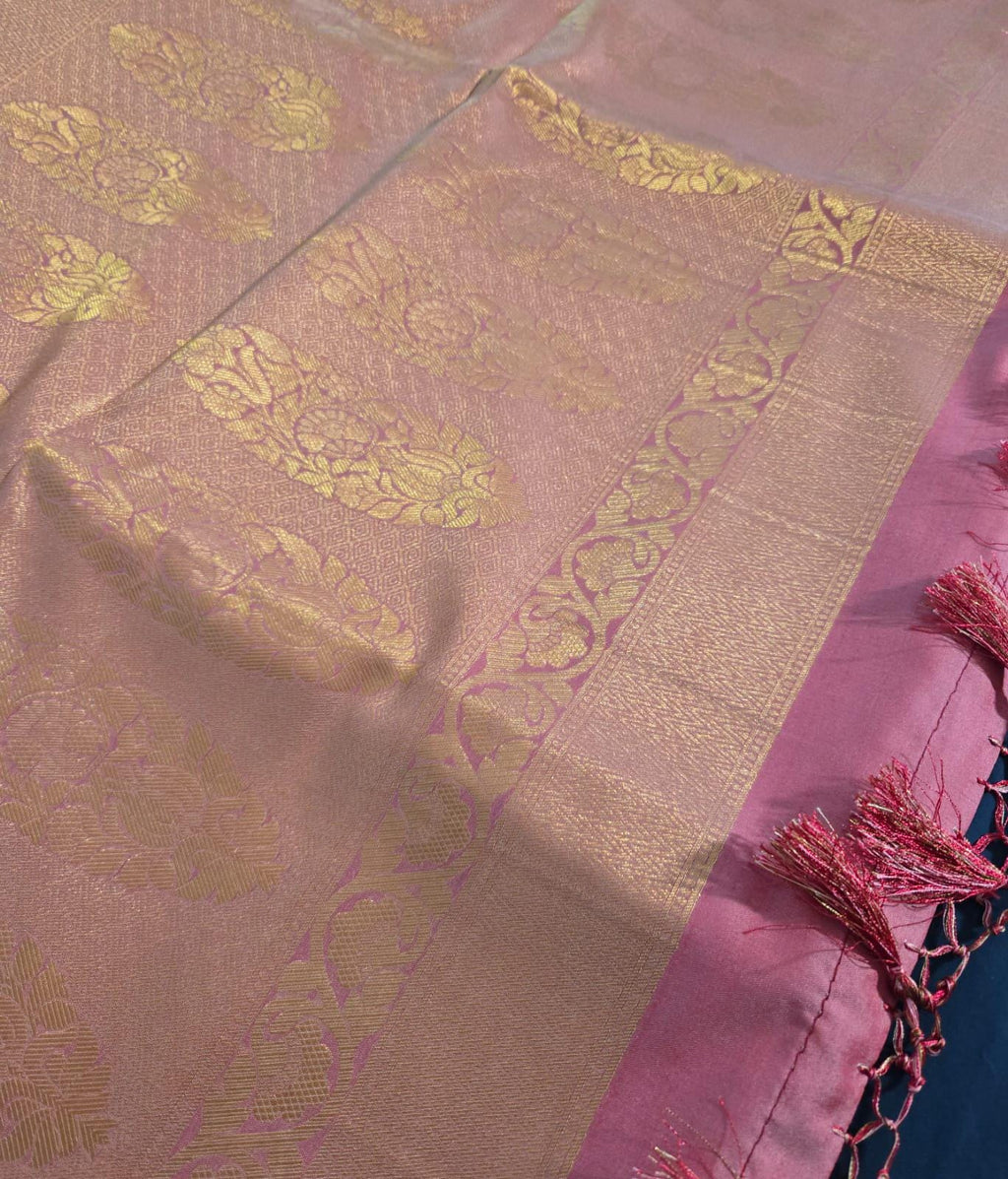 Dazzling Hot peach Pink Banarasi Silk Saree with Golden Zari Border: Elevate Your Elegance