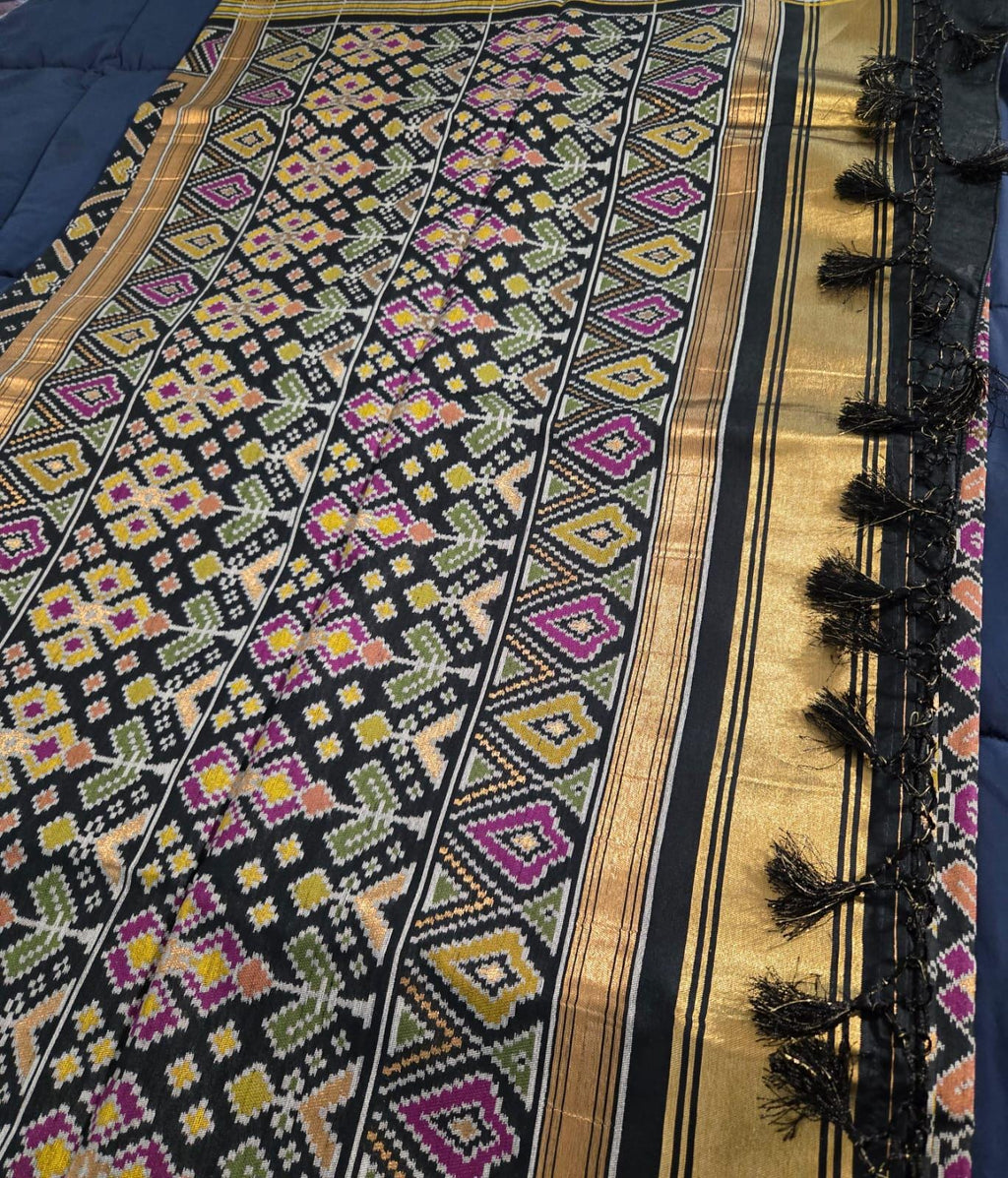 Exquisite Black patola Banarasi Saree Handwoven Elegance. Fall and Pico done
