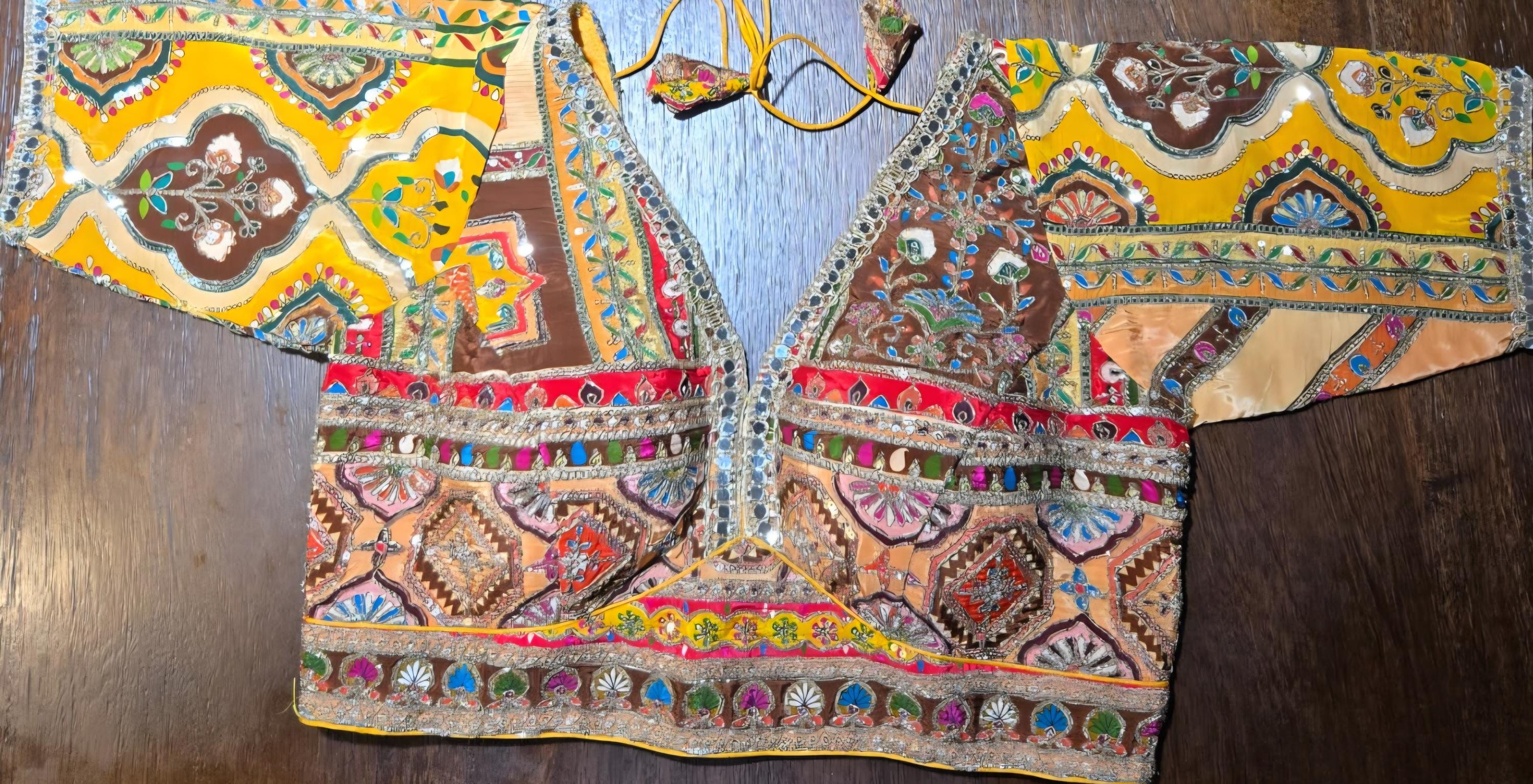 Handcrafted Indian Blouse | Festive Saree Blouse | Mirror Work Blouse | Wedding & Navratri Choli | Ethnic Designer Blouse for Women