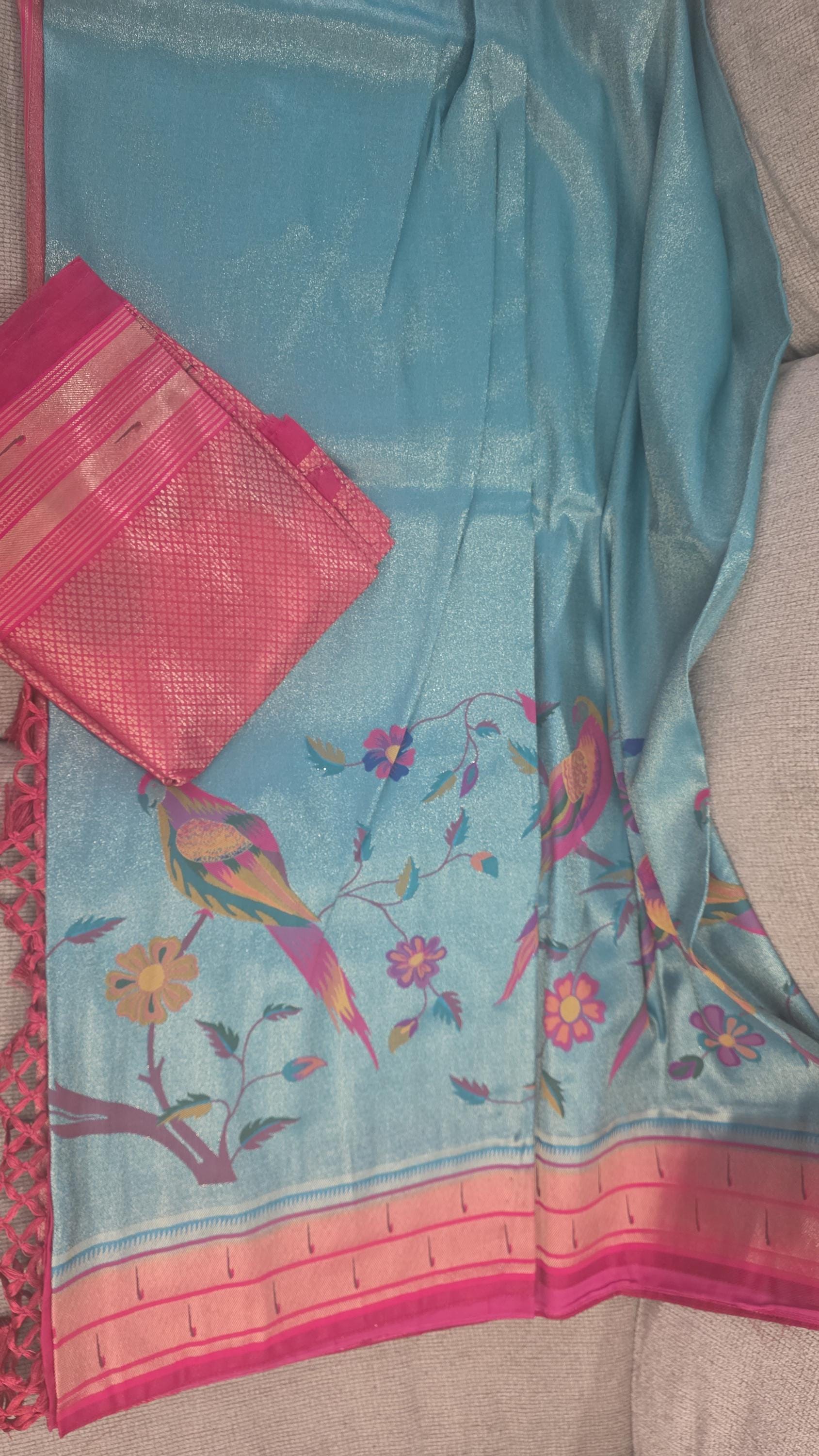 Exquisite Handpaint Weaving Kanchivaram Silk Saree in a radiant rama green and pink