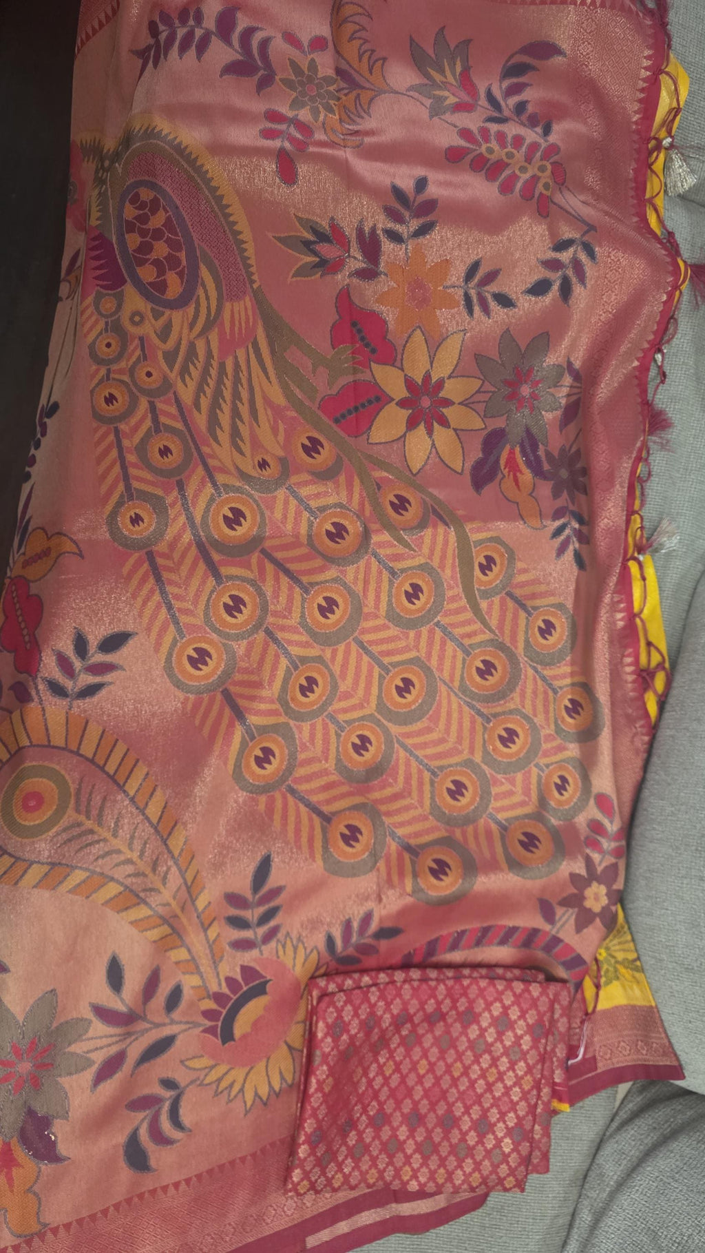 Exquisite Handpaint Weaving Kanchivaram Silk Saree in a radiant yellow and pink combination
