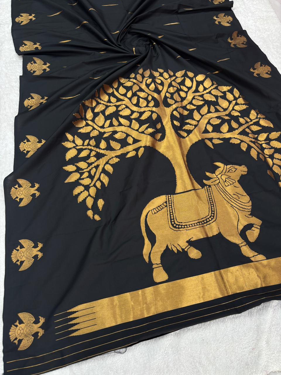 Premium soft banarasi silk saree with pichwai zari weaving work