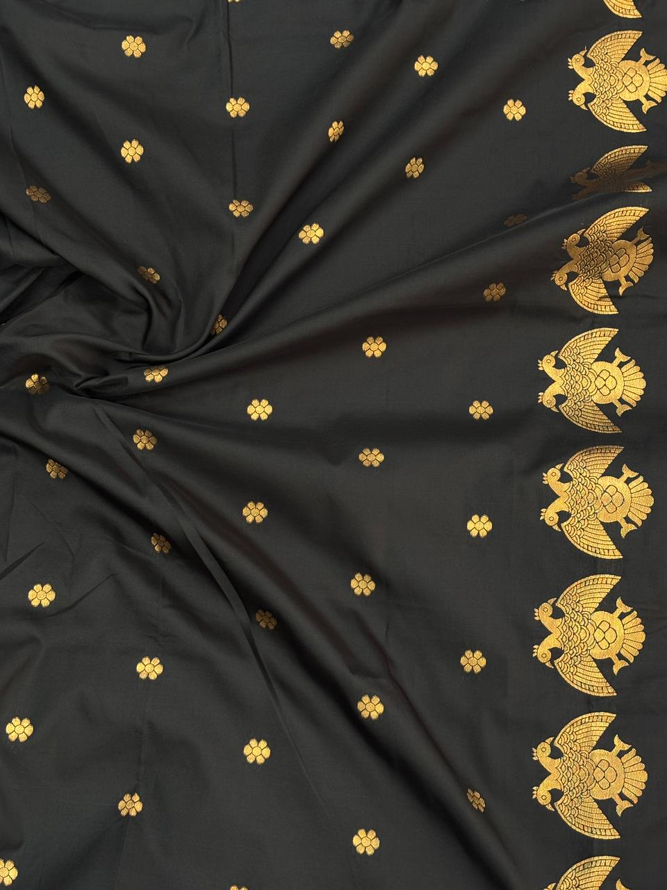 Premium soft banarasi silk saree with pichwai zari weaving work